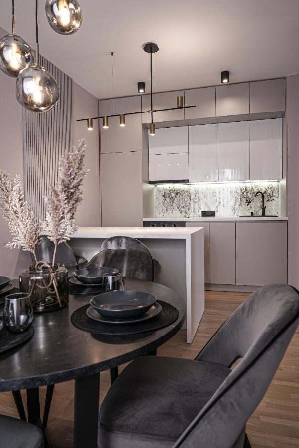 Zest Residence ครากูเยวัตส์ ภายนอก รูปภาพ
