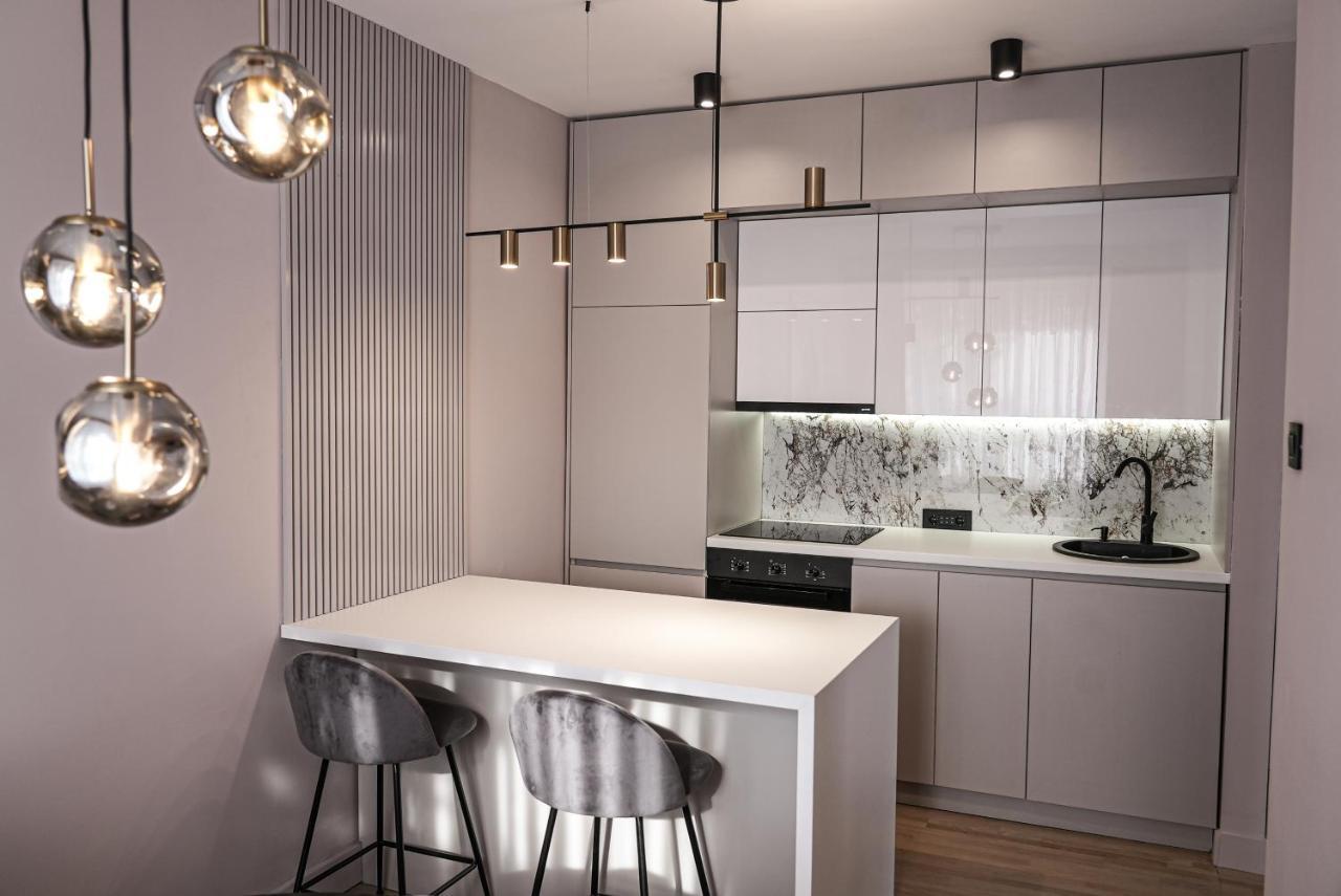 Zest Residence ครากูเยวัตส์ ภายนอก รูปภาพ