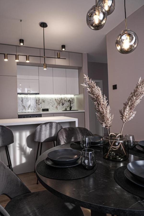 Zest Residence ครากูเยวัตส์ ภายนอก รูปภาพ