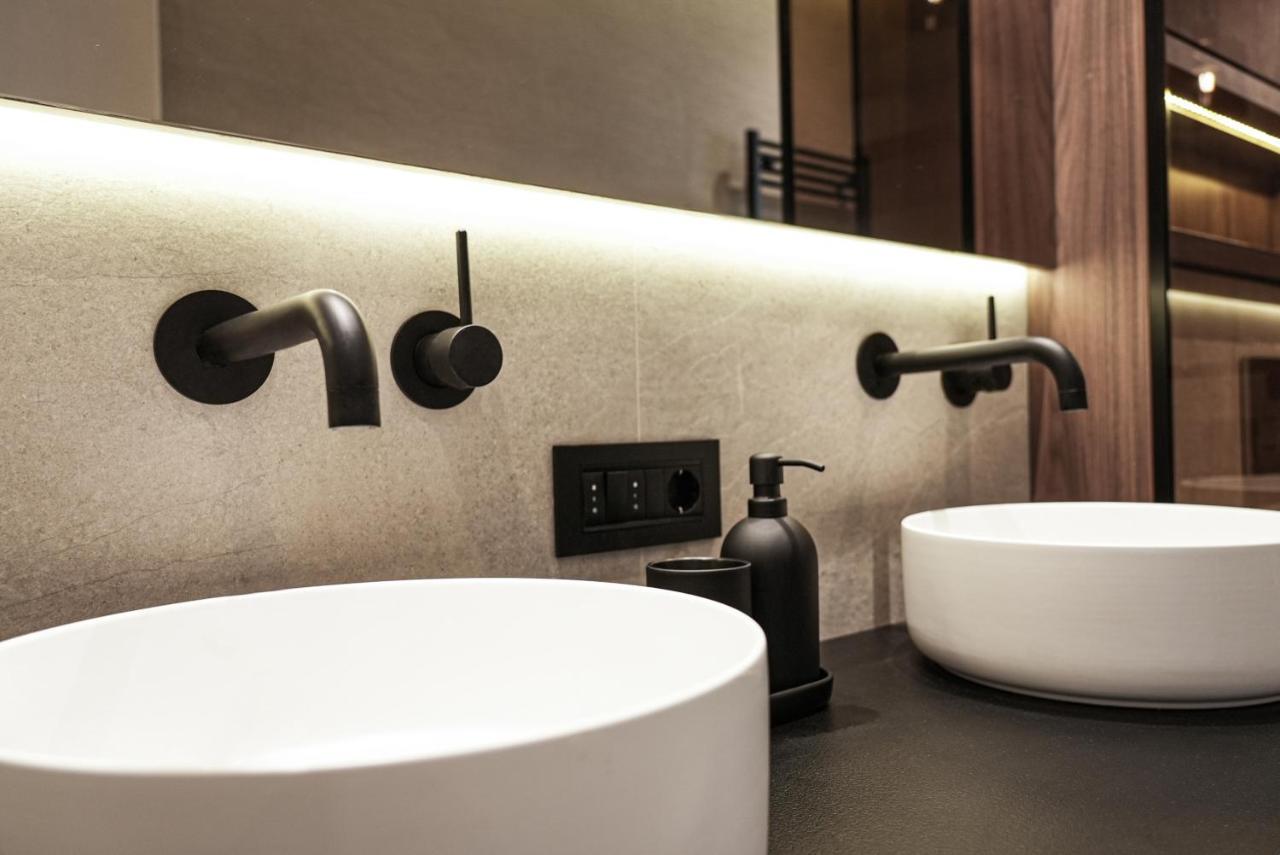 Zest Residence ครากูเยวัตส์ ภายนอก รูปภาพ